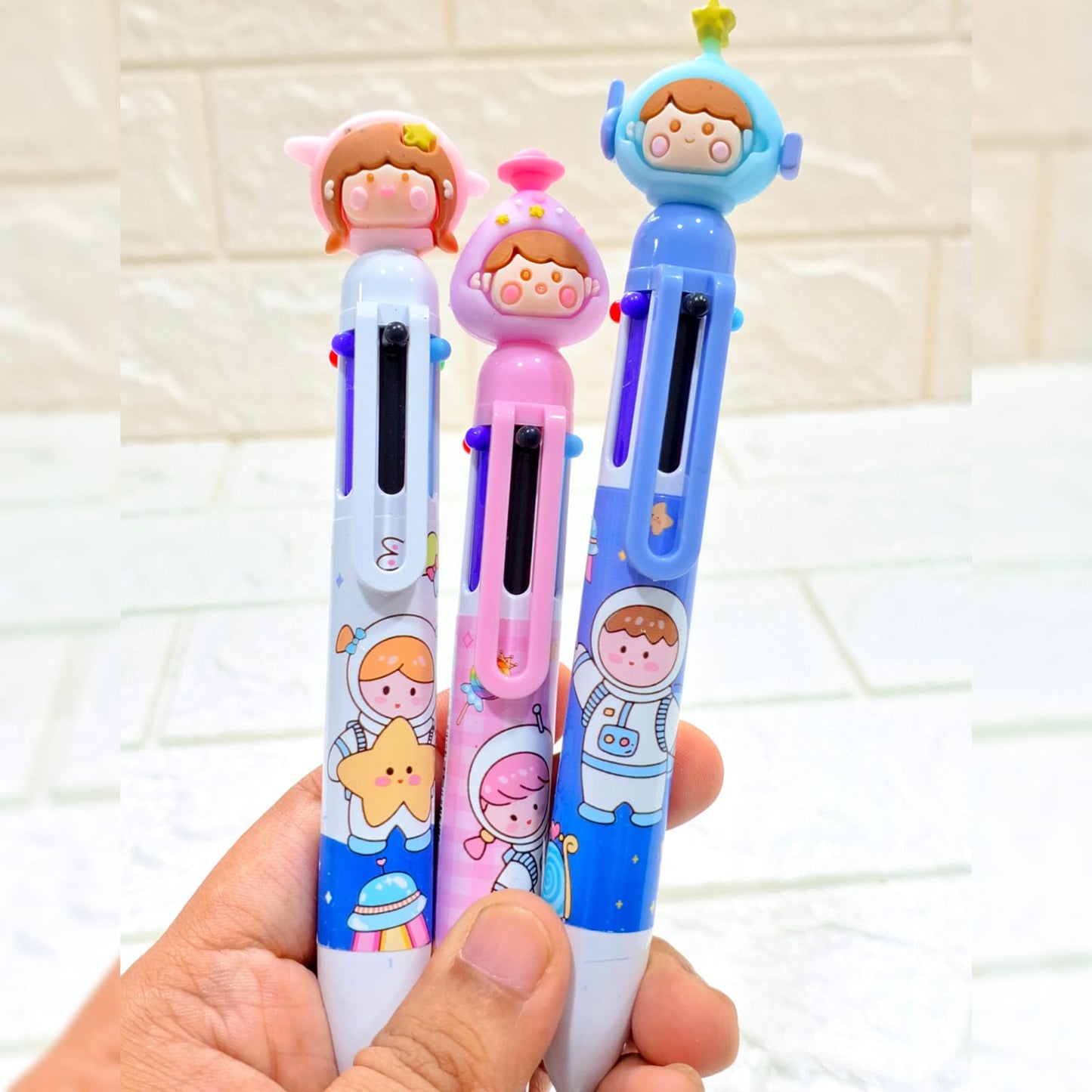 Cute Click 6 Colour Astronaut Pens